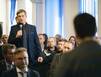 Труд и служба здесь в почете всегда