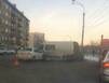 В Росте рядом с больницей столкнулись микроавтобус и легковушка 