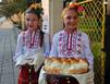 Соединяя два края мира
