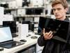 Ноутбук в магазине привлек внимание безработного мурманчанина с преступными наклонностями