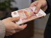 За 30 тысяч рублей — 100 тысяч штрафа: в Мурманске осудили организатора фиктивного миграционного учета