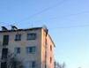 В Кандалакше подростки забираются на крышу дома по пожарной лестнице