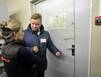 Вопрос на засыпку: где выход?