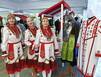 От нарядов пестрело в глазах