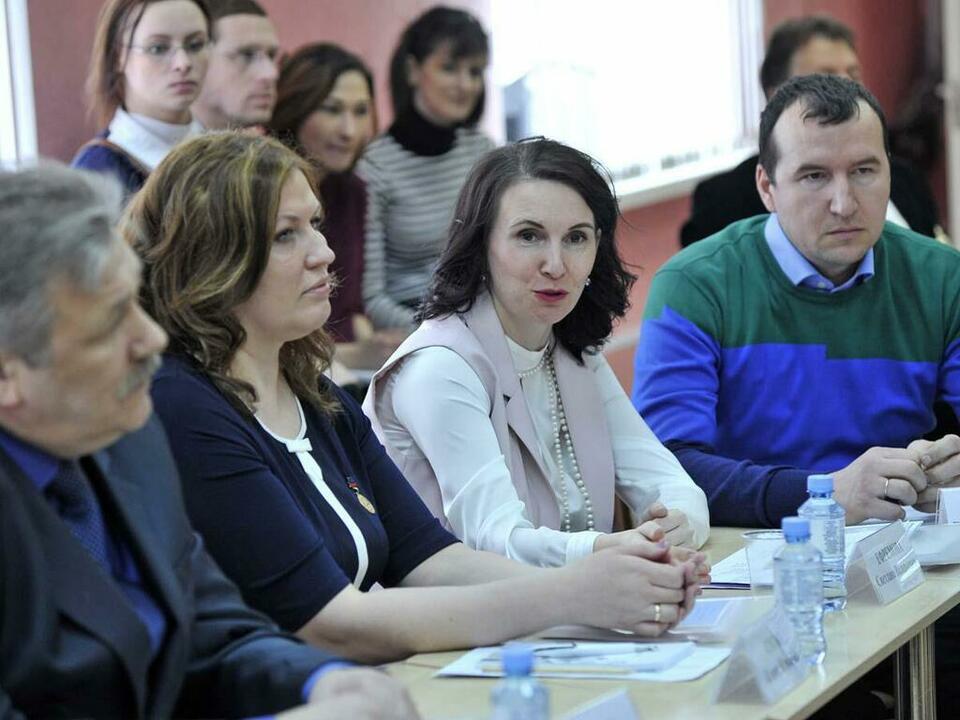 Экспертный совет предложенный комплекс мер поддержал. Экспертный совет предложенный комплекс мер поддержал.