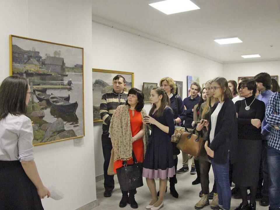 Экскурсия по выставке. Экскурсия по выставке.