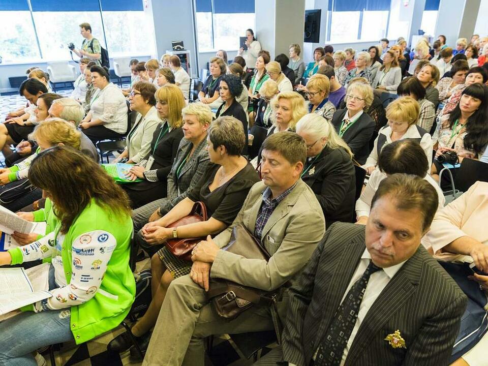 Выставки-форумы дают возможность оперативно обмениваться опытом всем, кто работает с семьями и детьми.