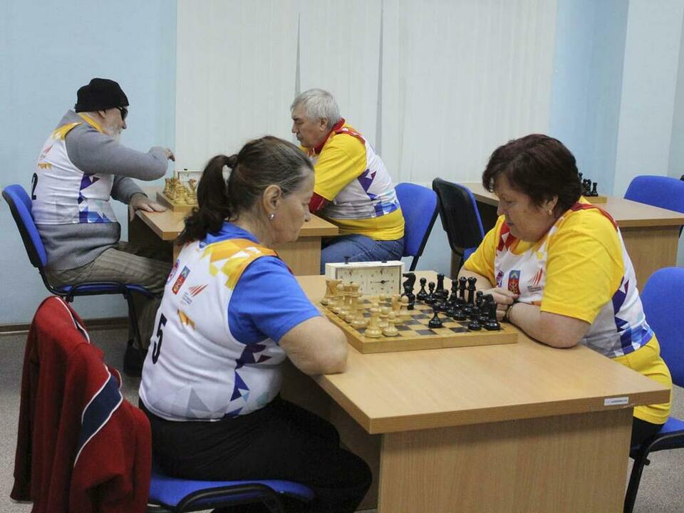 Борьба на черно-белых клетках. Борьба на черно-белых клетках.
