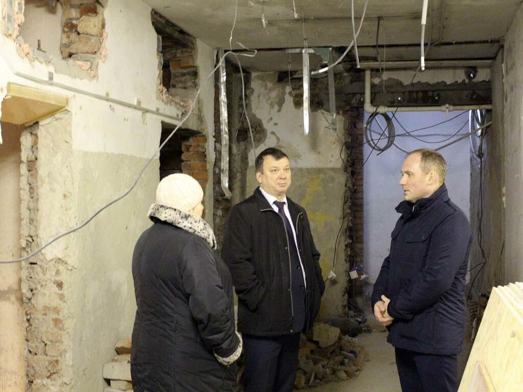 Министр Валерий Перетрухин ознакомился с ходом работ. Министр Валерий Перетрухин ознакомился с ходом работ.