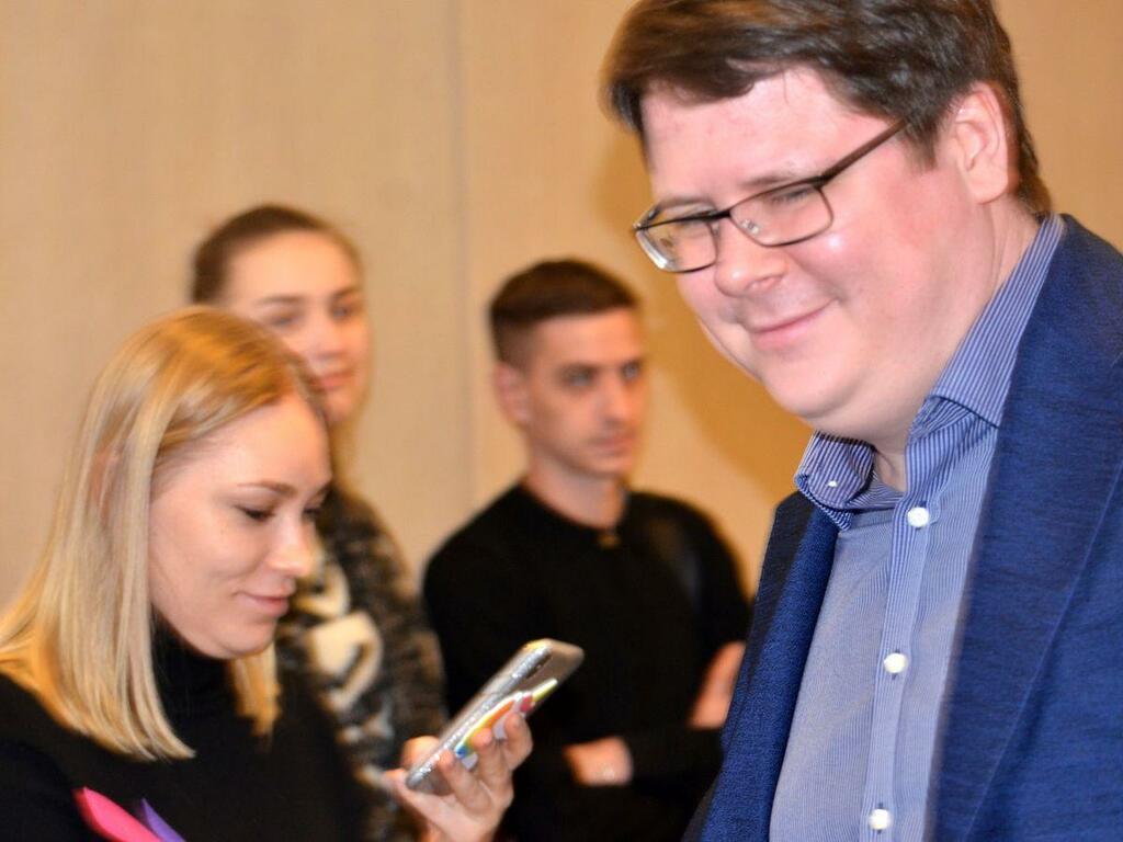 Замгубернатора Анатолий Векшин. Замгубернатора Анатолий Векшин.