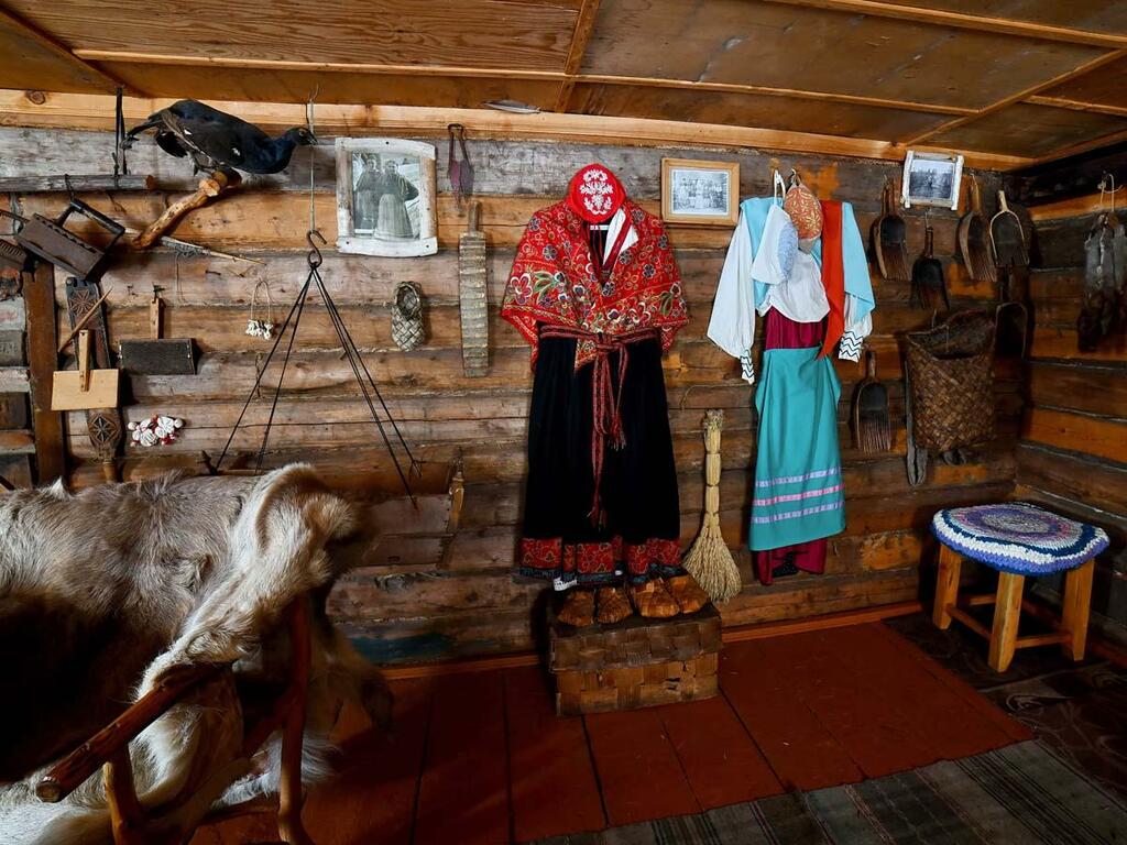 Если ступить за порог... Если ступить за порог...
