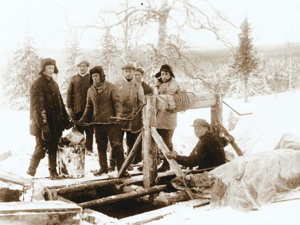 Опытная шахта по меди и никелю, Монче-тундра. Декабрь 1933 г. Опытная шахта по меди и никелю, Монче-тундра. Декабрь 1933 г.