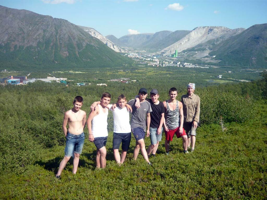 Фото на память на смотровой площадке ботсада.
