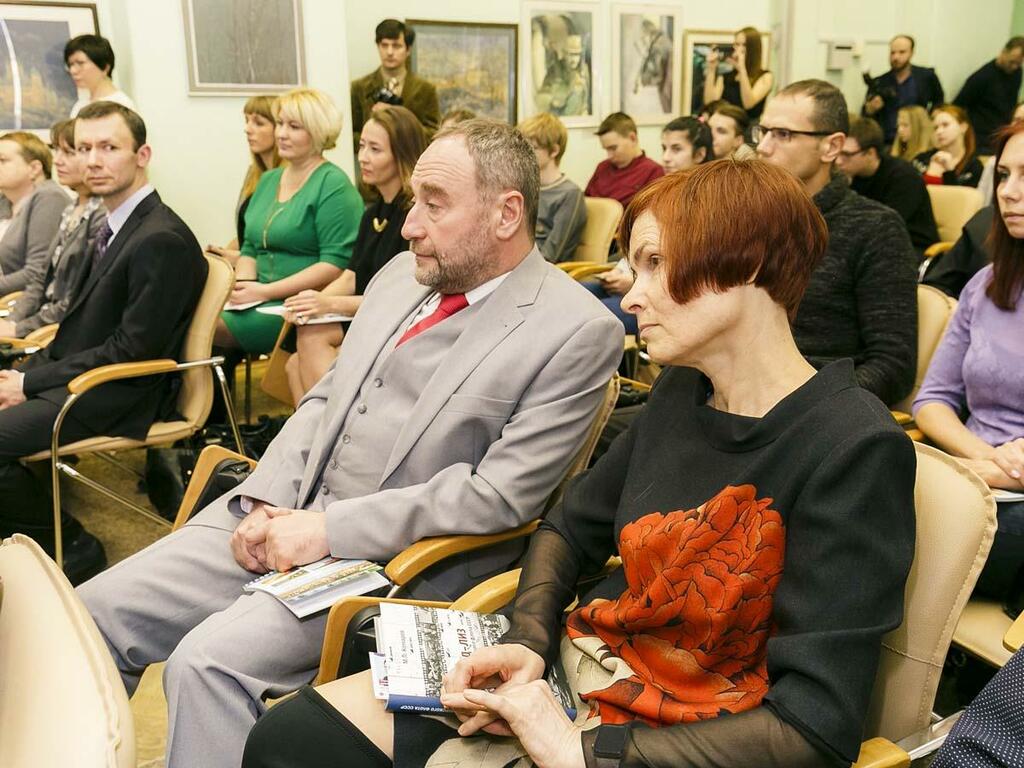 Представители компании «Рек. А» Михаил Бродер и Светлана Бокова. Представители компании «Рек. А» Михаил Бродер и Светлана Бокова.