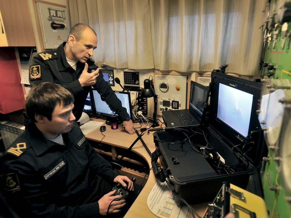 Пост управления подводными работами.