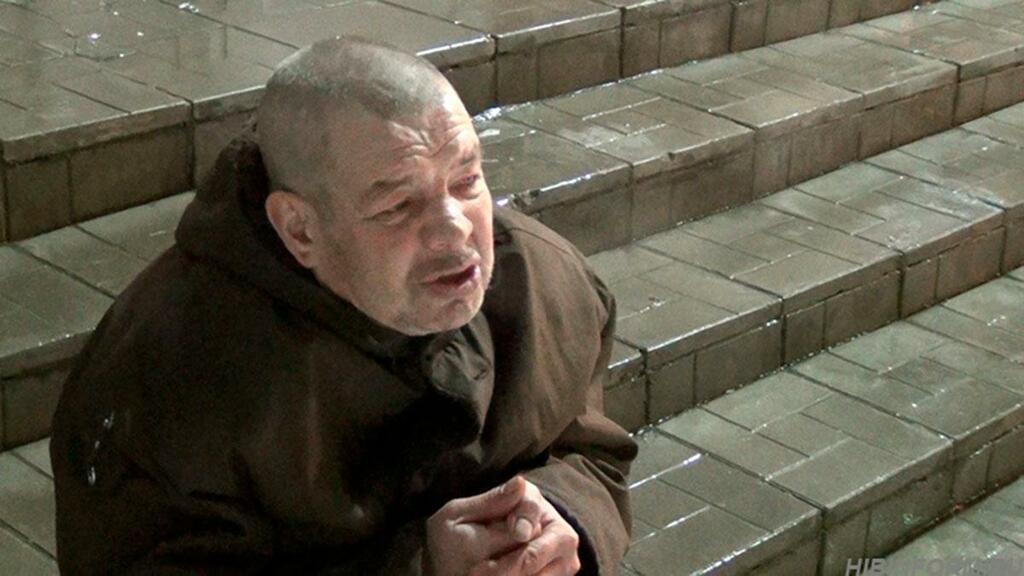 Мужчина грабит один и тот же магазин из-за дорогой водки
