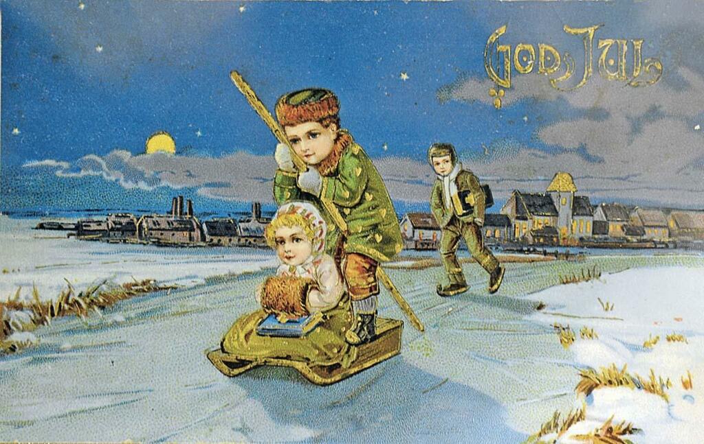 По изображению на них можно увидеть, как жили люди, как развлекались.