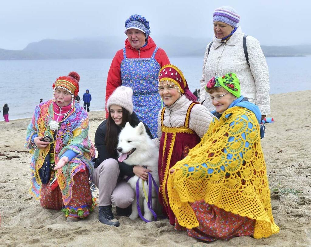 Ирина Потерянская, самоед и «Сударушка» (Ковдор). Ирина Потерянская, самоед и «Сударушка» (Ковдор).