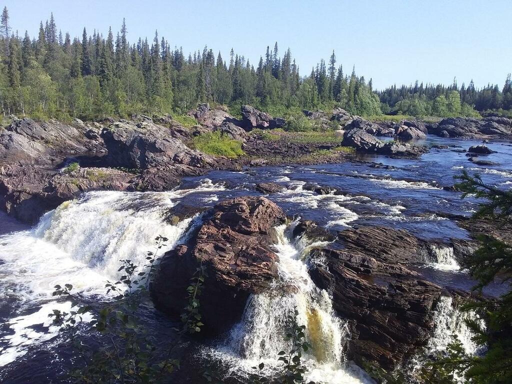Чапомский водопад. 