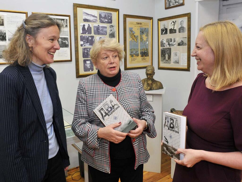 Маргарита Емелина, Людмила Кильдюшевская и Анастасия Князева. Маргарита Емелина, Людмила Кильдюшевская и Анастасия Князева.