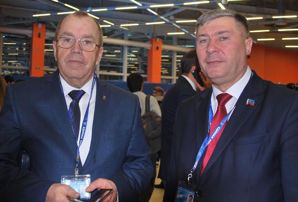 Лариса Саляева Сергей Дубовой и Владимир Мищенко.