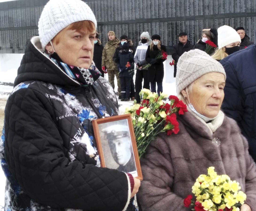 Внучка и дочь Николая Талалихина. Внучка и дочь Николая Талалихина.
