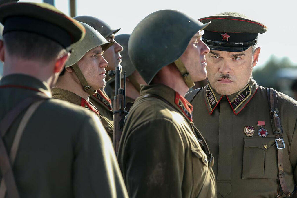 На съемках фильма «Подольские курсанты». На съемках фильма «Подольские курсанты».