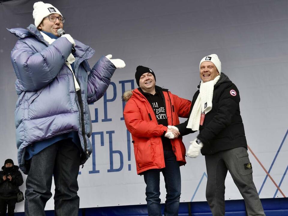 Андрей Малахов, Андрей Чибис и диджей Грув.