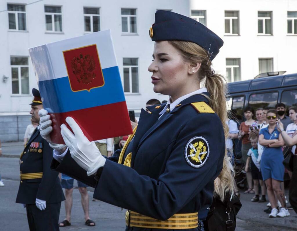 Елена Коваленко.