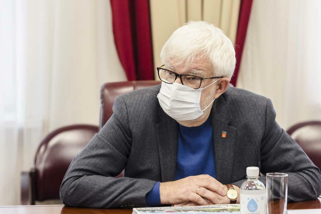 с сайта gov.murman.ru Виктор Сайгин.