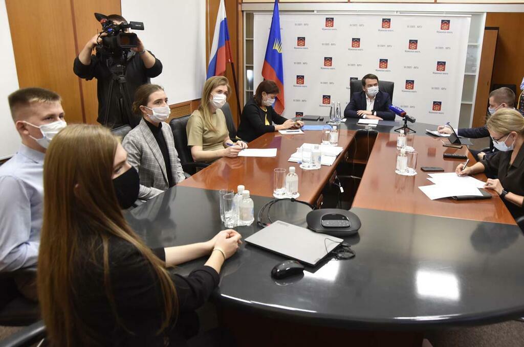 Сергея Ещенко.