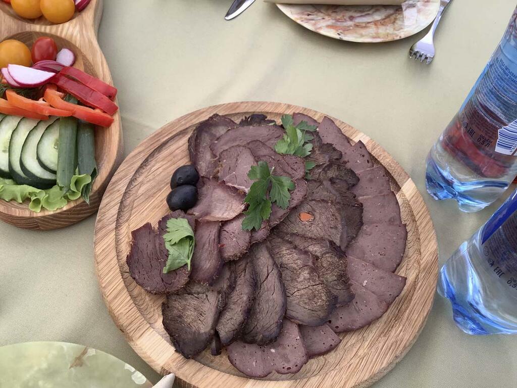 Медвежатина с лосятиной.