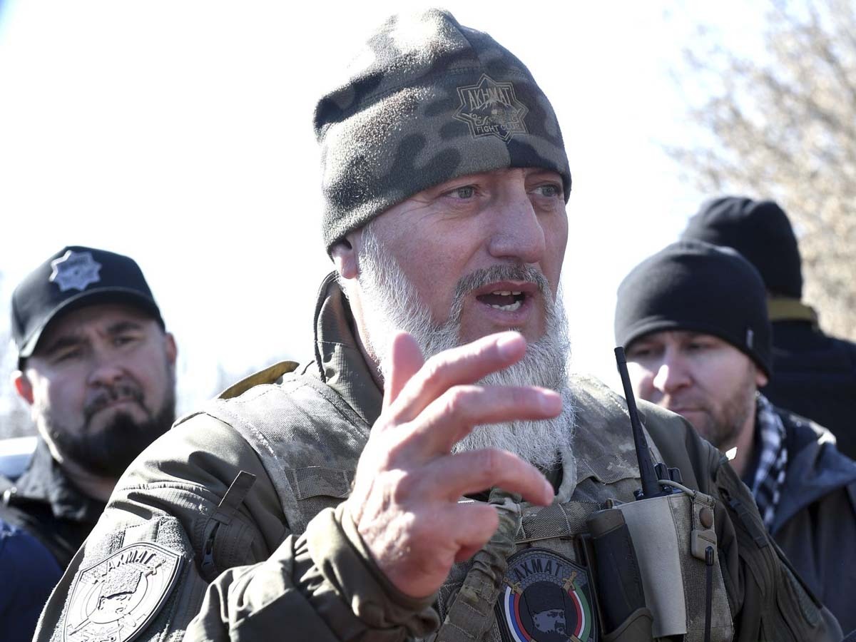 Адам Делимханов. Адам Делимханов.