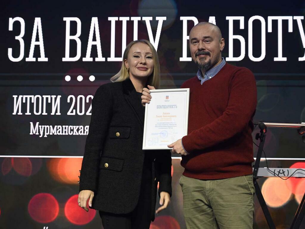 Министр информационной политики Ольга Степакова и Роман Войнило. Фото: Сергей Ещенко. Министр информационной политики Ольга Степакова и Роман Войнило. Фото: Сергей Ещенко.