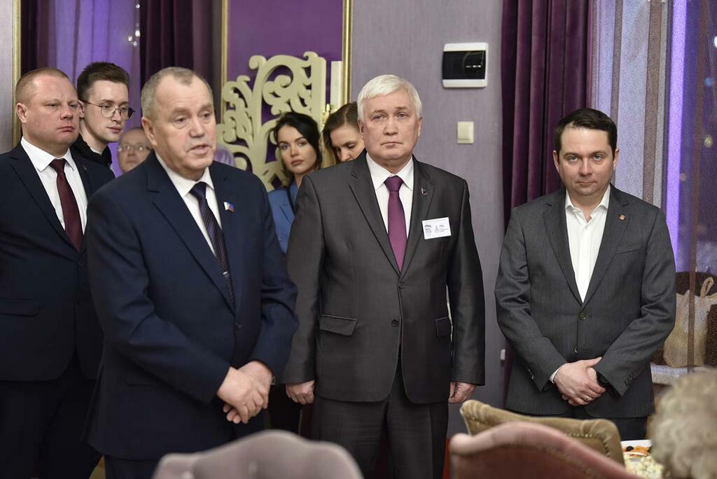 Сергея Ещенко.