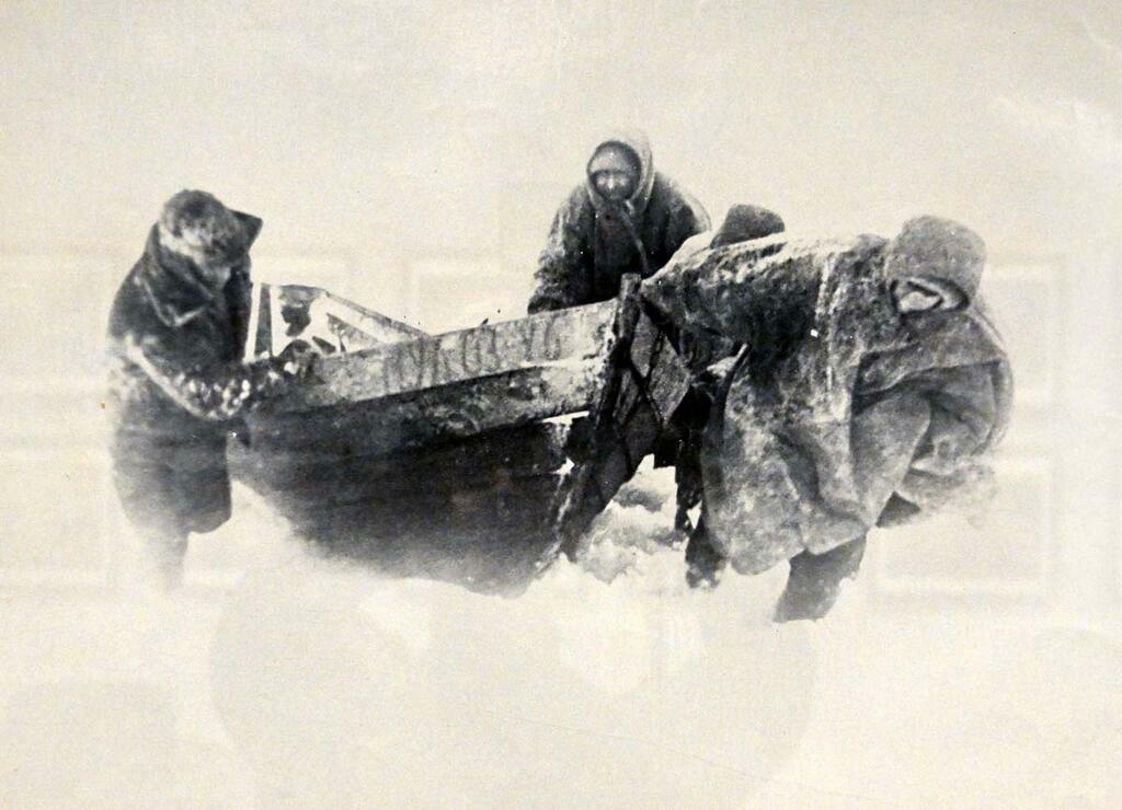 В. Кузнецов. &laquo;Буран в тундре&raquo;. 1984 г.