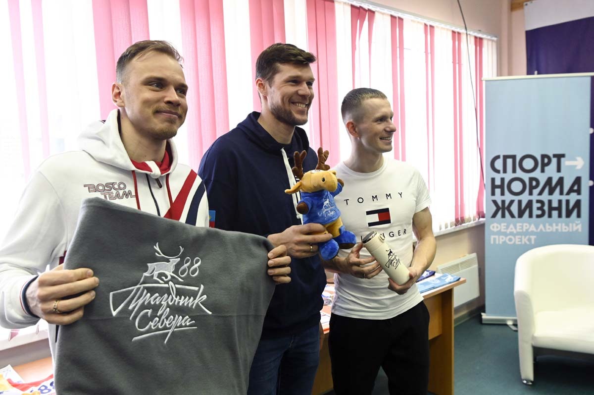 Иван Якимушкин, Александр Панжинский и Денис Спицов. Фото: Лев Федосеев. Иван Якимушкин, Александр Панжинский и Денис Спицов. Фото: Лев Федосеев.