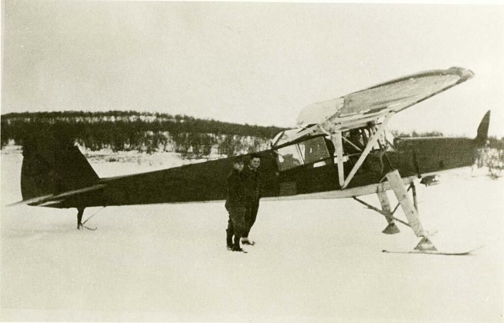из коллекции автора. Самолет связи «Физелер-Fi 156 Storch».