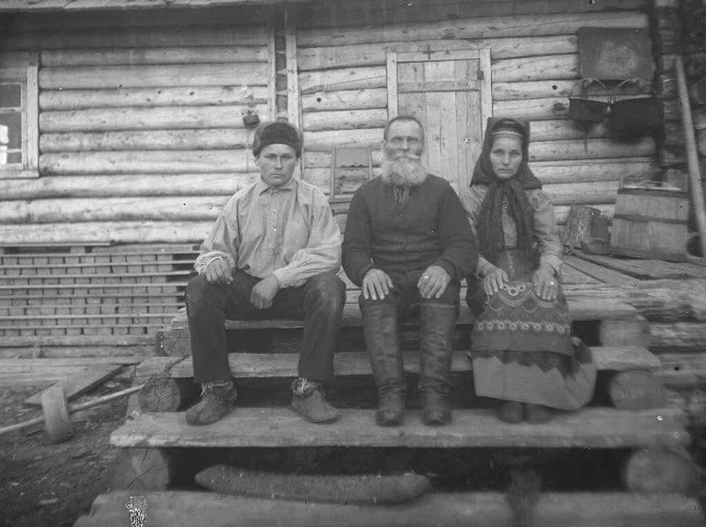 Семья лопаря Голышева из Каневки, 1928 г.