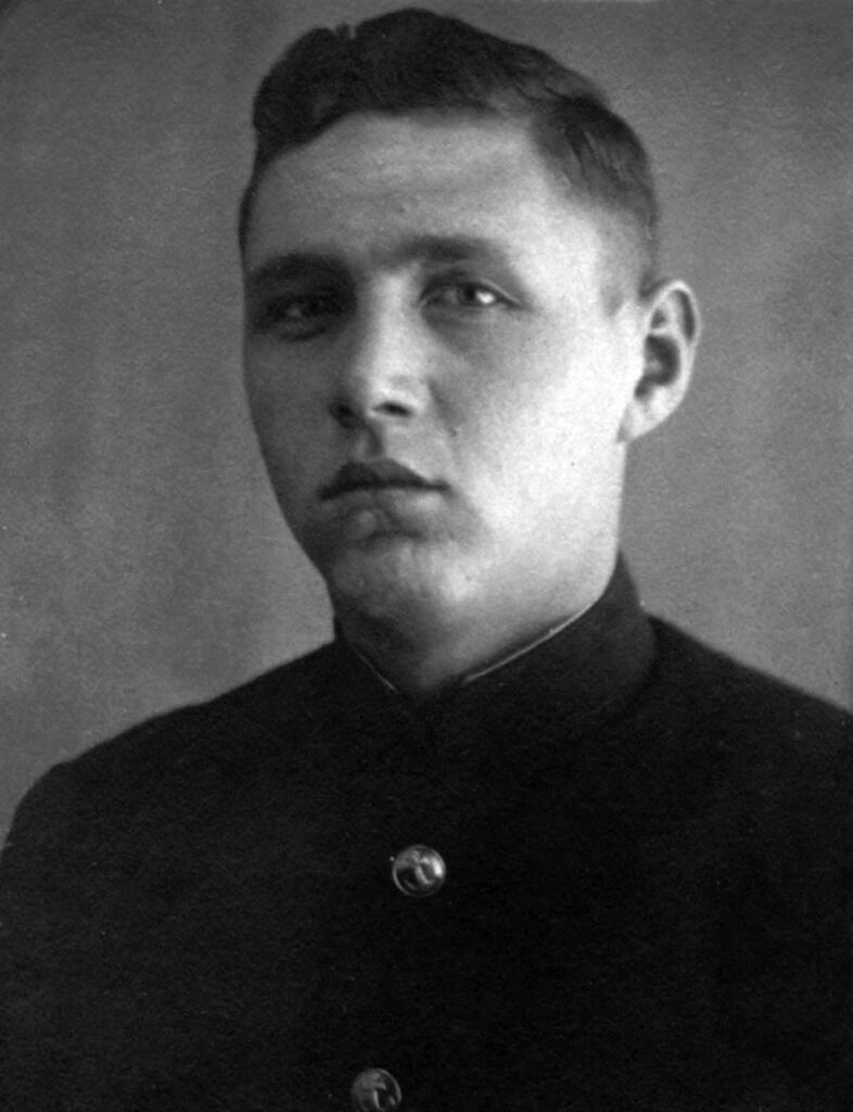 Юрий Леоненко. Фото из коллекции автора. Юрий Леоненко. Фото из коллекции автора.