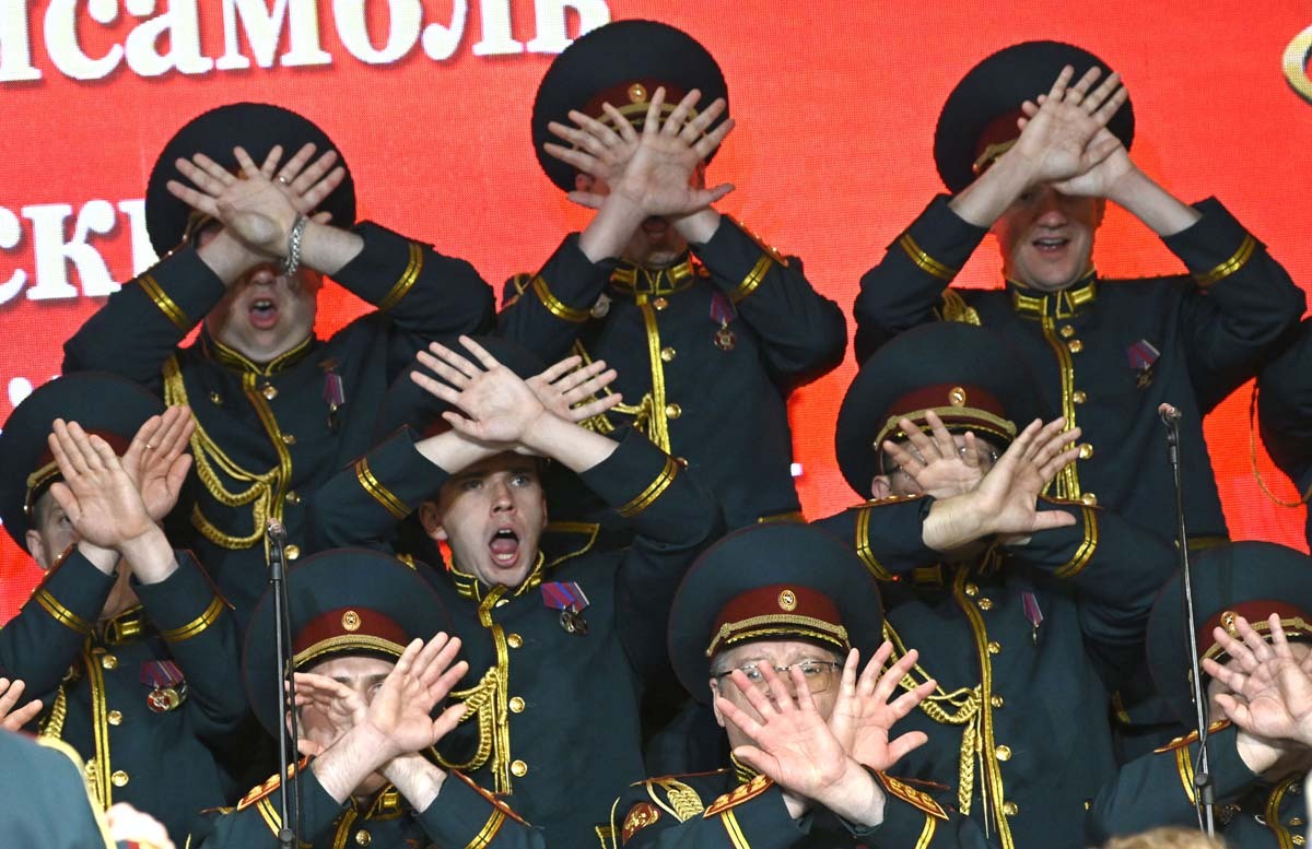 &laquo;Мы поедем, мы помчимся на оленях утром ранним....&raquo; Фото Льва Федосеева. 