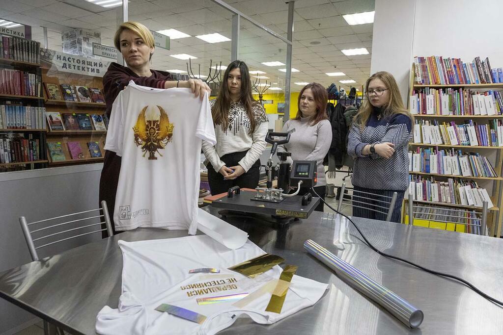 Ольга Макарова и ее подопечные. Фото Сергея Ещенко. Ольга Макарова и ее подопечные. Фото Сергея Ещенко.