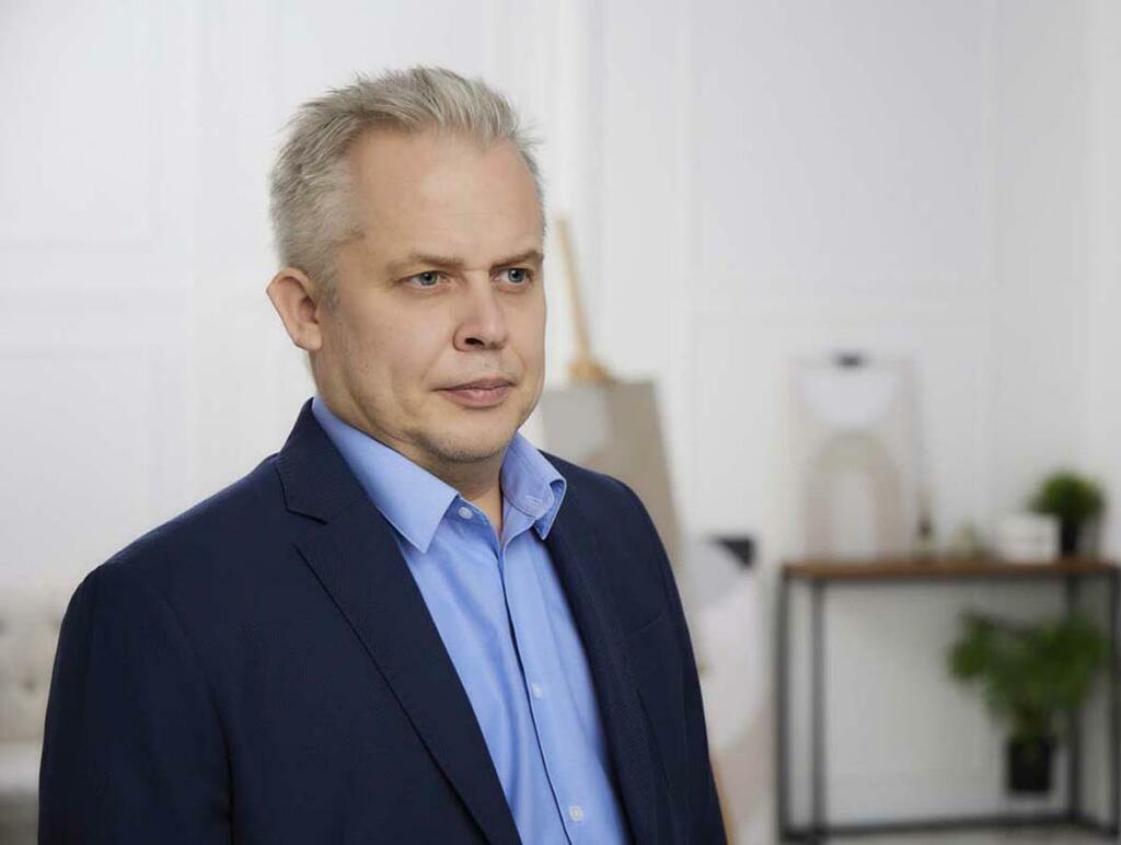 Аркадий Амозов.