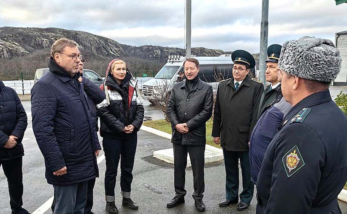 Встреча на КПП &laquo;Борисоглебск&raquo;. Фото с сайта council.gov