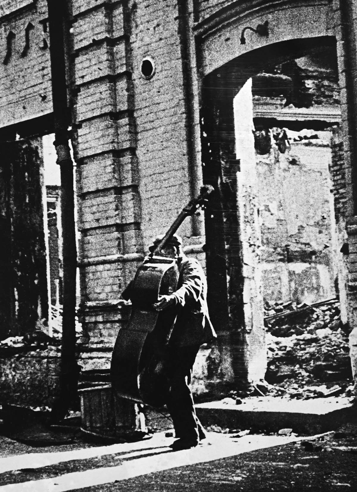Эммануил Евзерихин. &laquo;Сталинград 1942&raquo;.