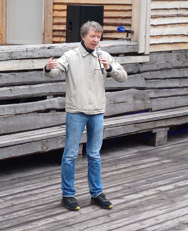 автора. Ярослав Попов.