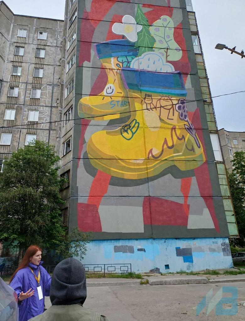 А. Борисов. Муралы в Росте. Экскурсия в рамках фестиваля.
