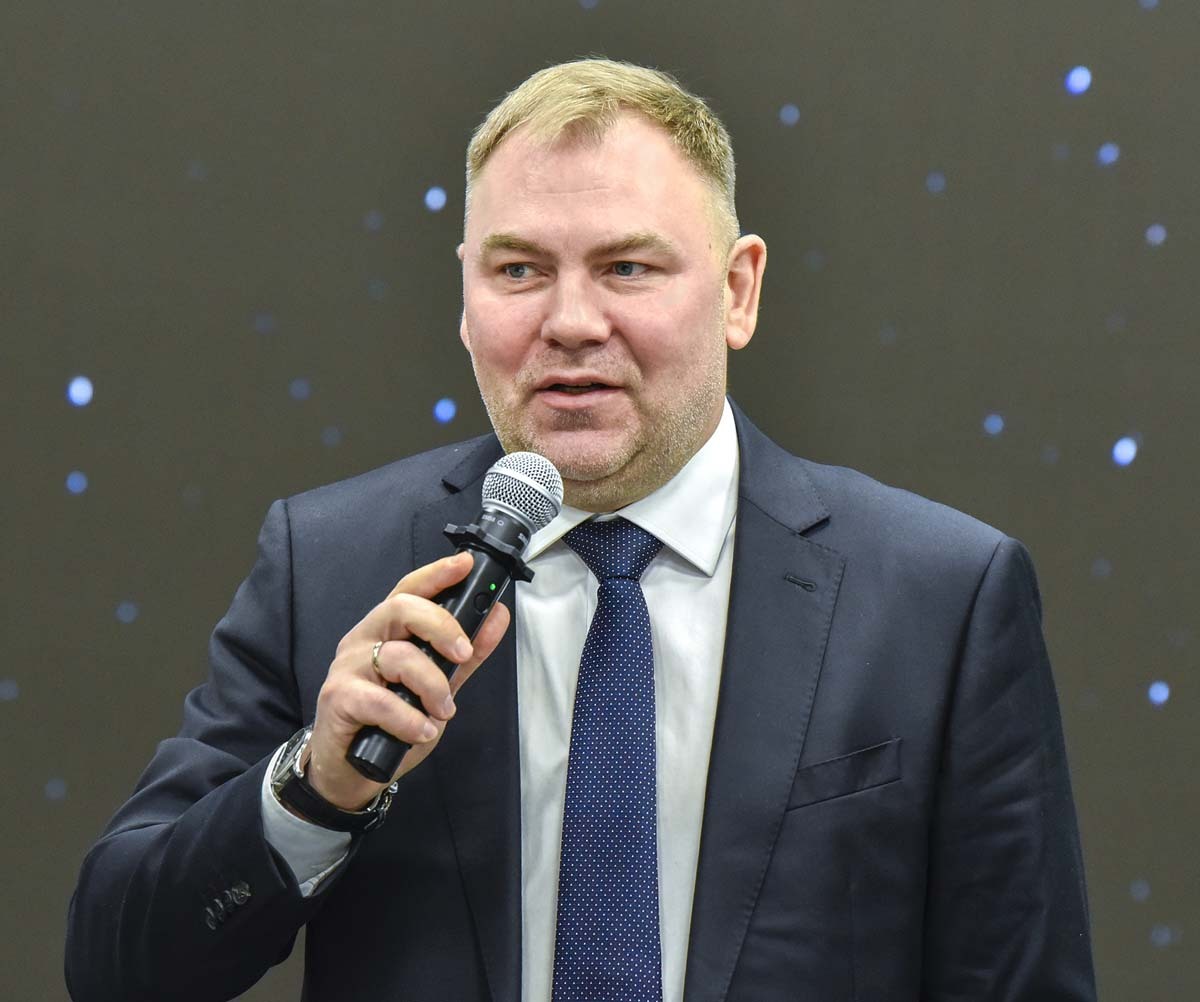 Станислав Селезнев. Фото Сергея Ещенко. Станислав Селезнев. Фото Сергея Ещенко.