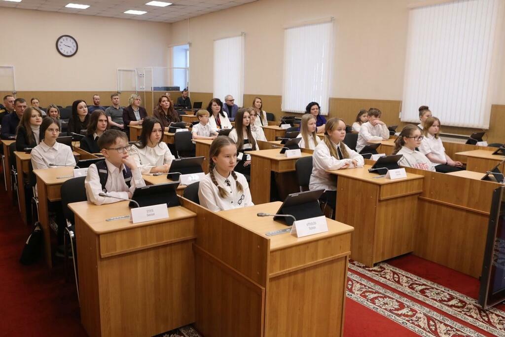 Фото: пресс-служба Мурманской областной Думы. Фото: пресс-служба Мурманской областной Думы.