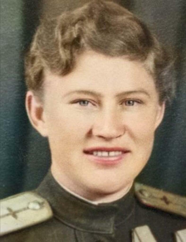 Елены Дмитриевой. Валентина Перепеча в молодости.